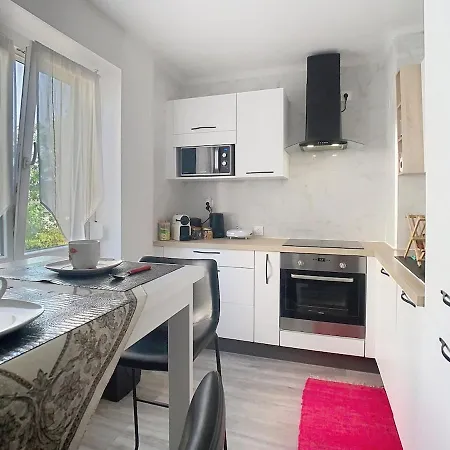Apartment Le Platane - *